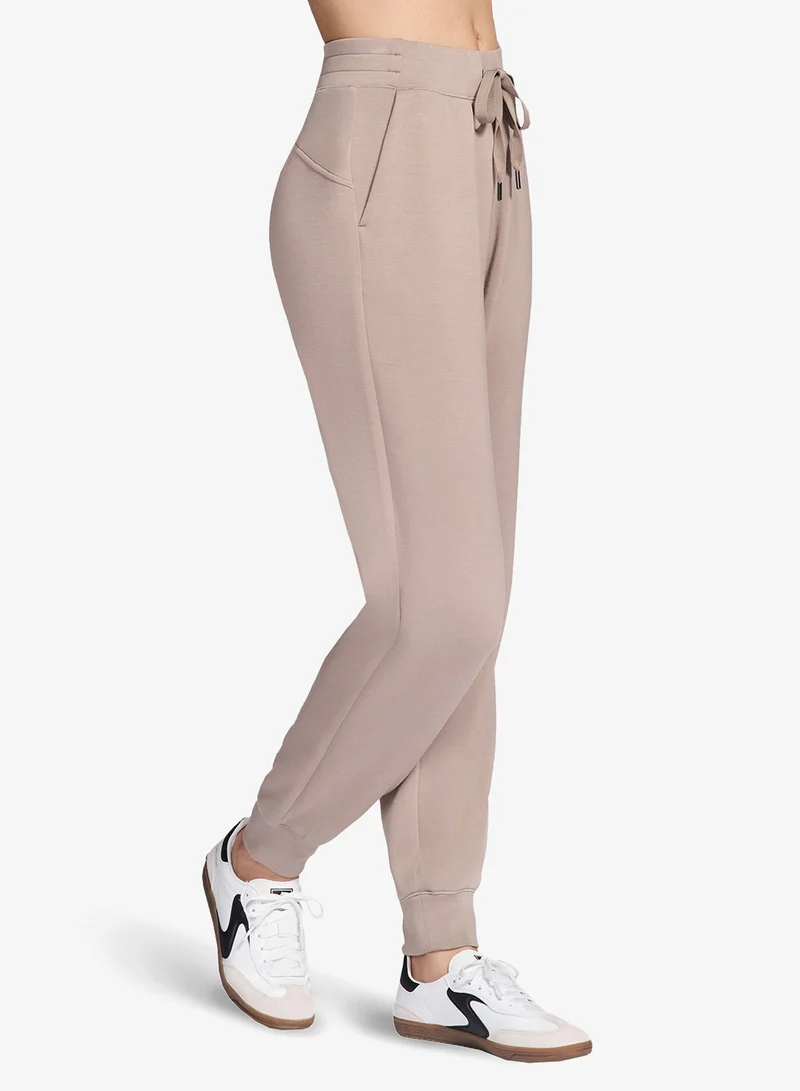 SKECHERS Luxe Elevate Joggers